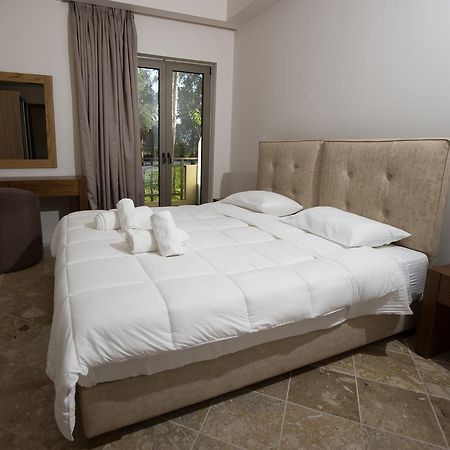 Corali Resort Agrinio Exterior photo
